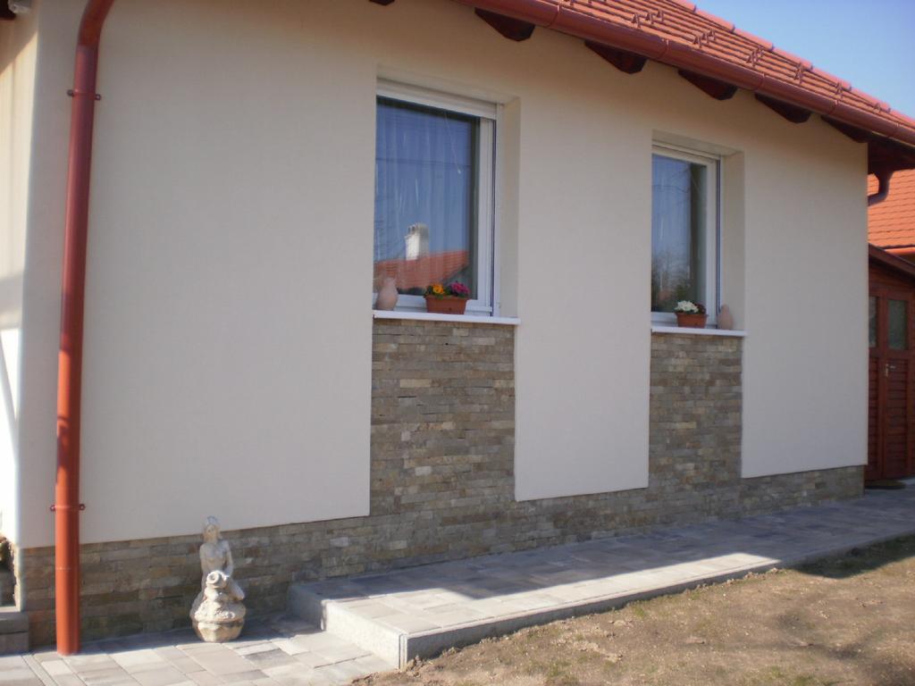 Molni Balatonfuzfo Exterior foto