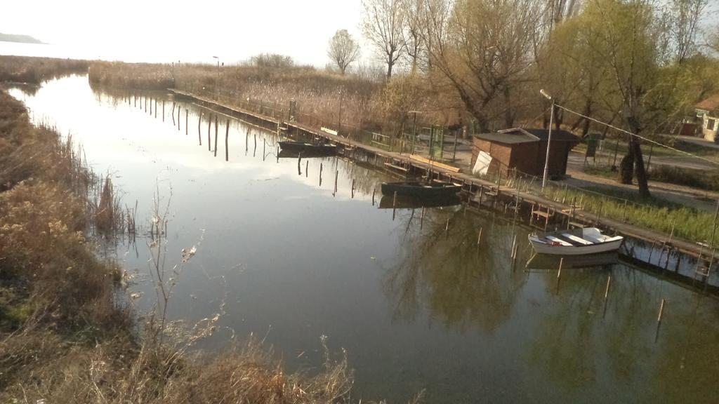 Molni Balatonfuzfo Exterior foto